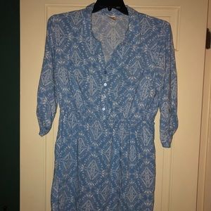 Blue and white patterned dress